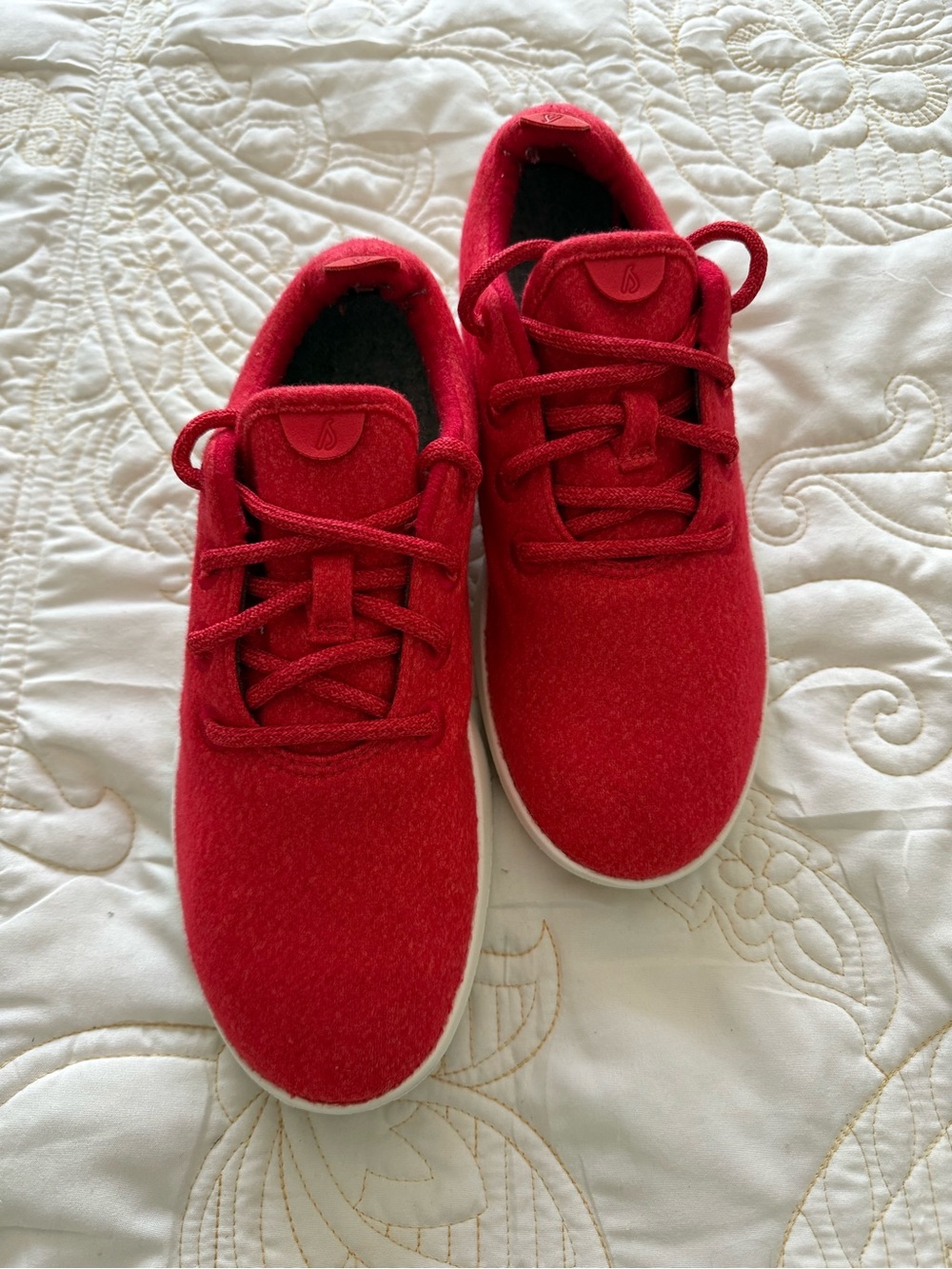 Allbirds Women Red Wool-Blend Sneakers - Brand: Unknown